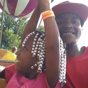 Meet your Posher, Harold